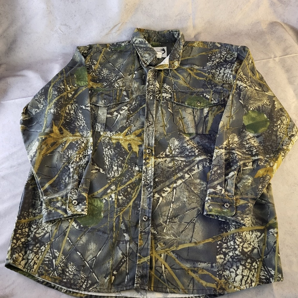 Men's L Outdoor Country Camo Longsleeve Button Up Shirt